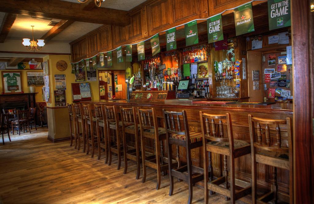 Hotel Ryan's